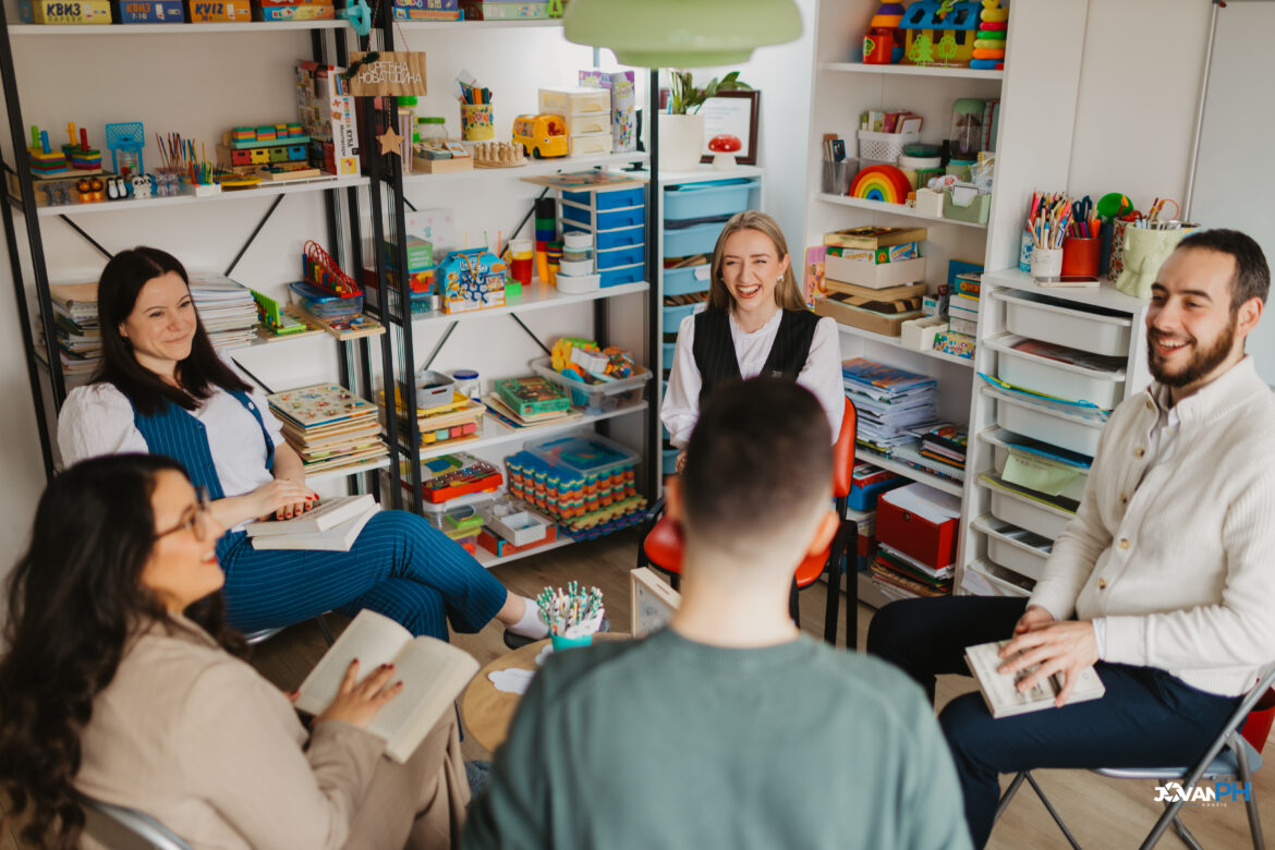 Književni klub Male plave zvezde 01